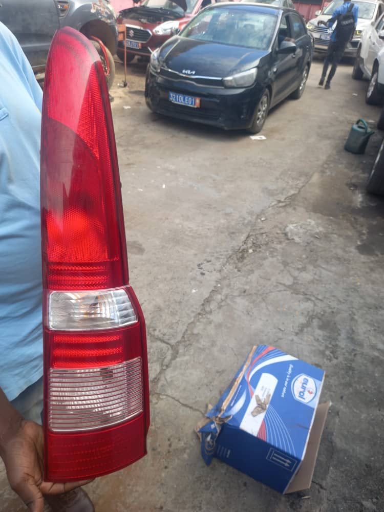 Feux arrière droit fiat panda