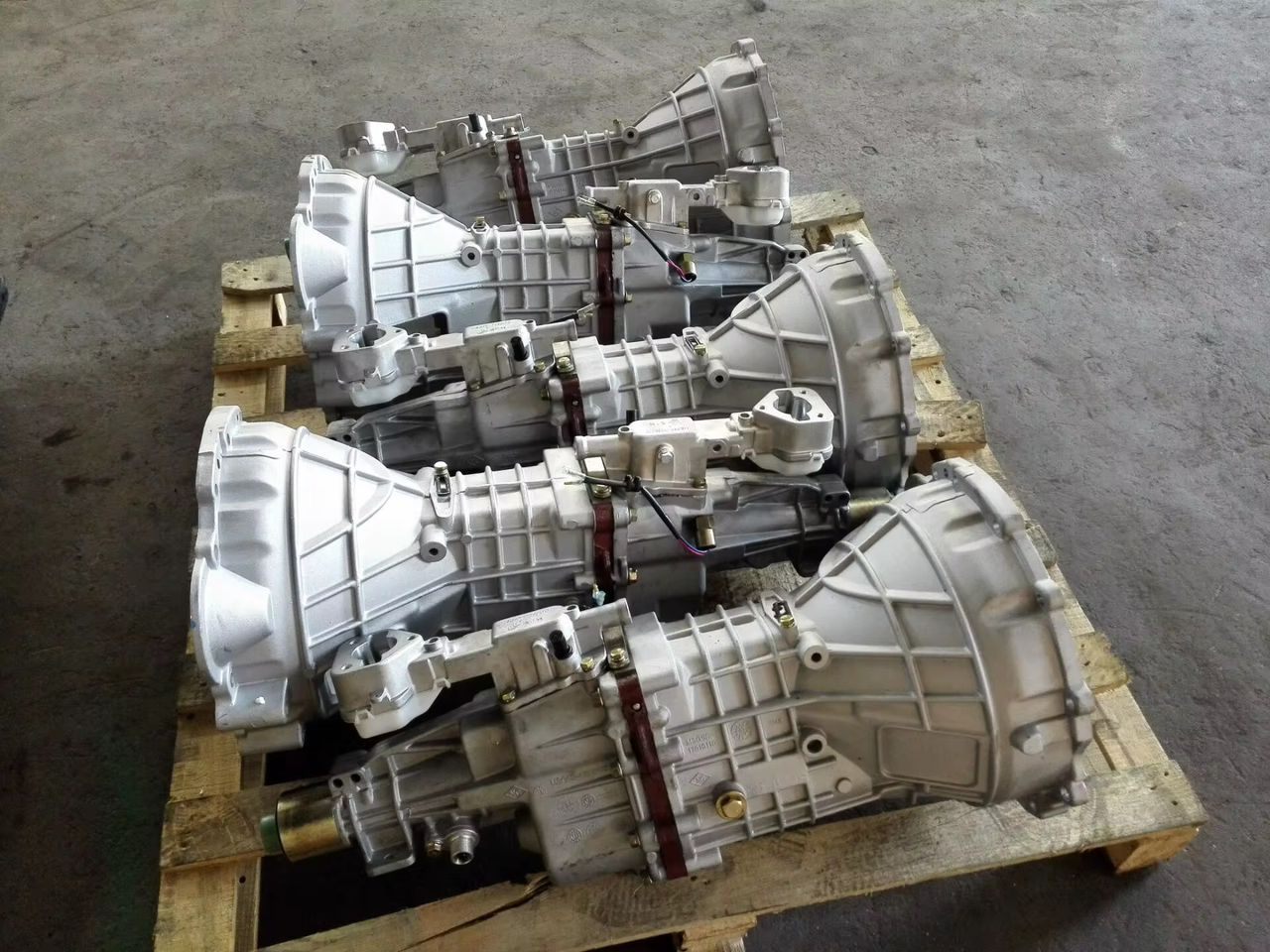 Boîte de vitesse manuelle Isuzu d-max /transmission assy Isuzu d-max 4jb1 4jb1t