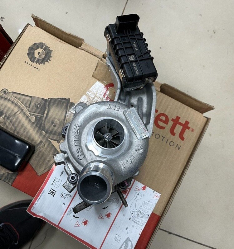 Turbocompresseur Range Rover LR056369 LR029915 LR063777 LR128704 LR056370 LR038620 Range Rover Sport Edition Discovery4 turbocharger