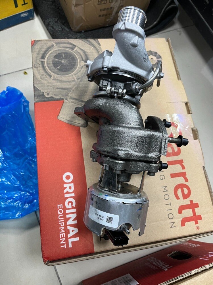 Turbocompresseur Range Rover LR056369 LR029915 LR063777 LR128704 LR056370 LR038620 Range Rover Sport Edition Discovery4 turbocharger Paris Côte d’Ivoire Canada United Kingdom