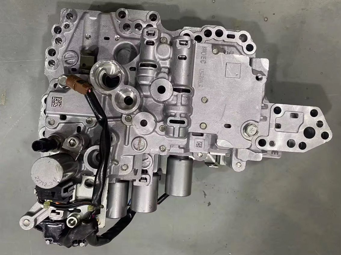 Cerveau de boîte Nissan Qashqai III j12/ corps de valve transmission Nissan Qashqai III j12 /valve body transmission nissan Qashqai III j12 jf022e
