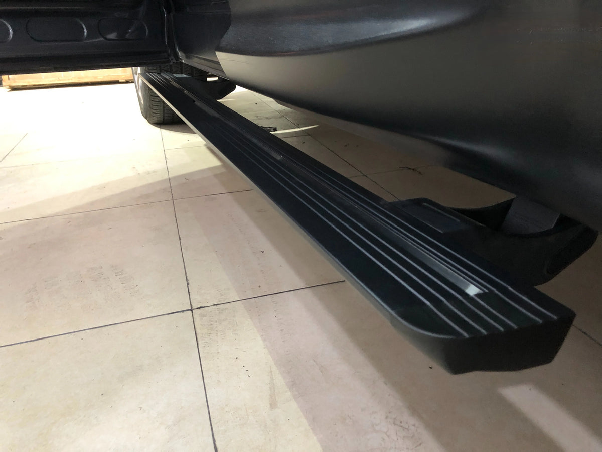 Wholesale Customization of High-quality Electric Side Pedals Suitable for Land Rover Range Rover