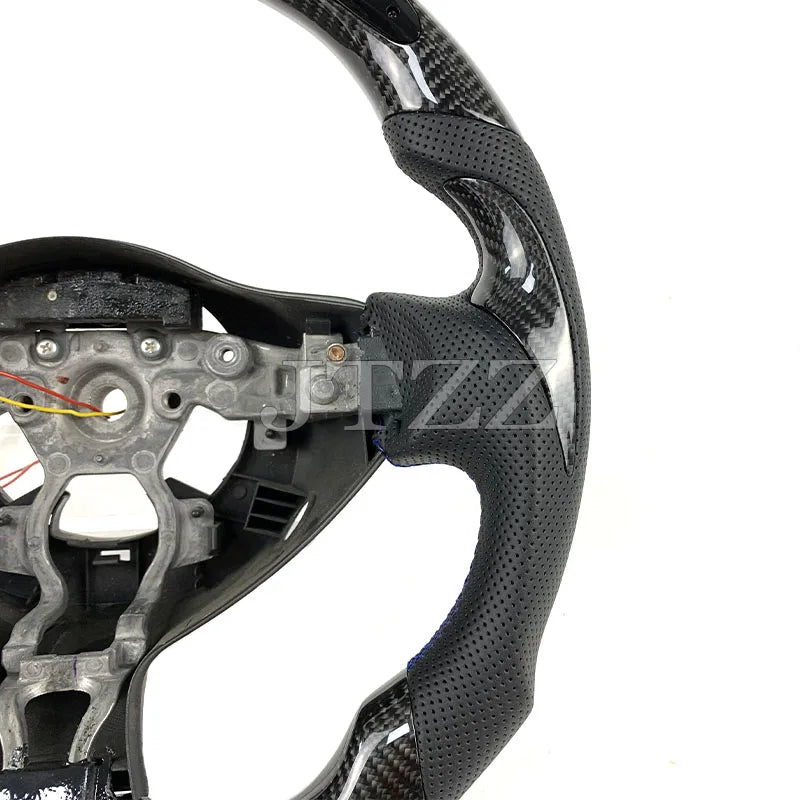 For Infiniti FX30 FX35 FX37 FX50 QX70 2009 2010 2011 2012 LED Display Carbon Fiber Steering Wheel Automotive Interior