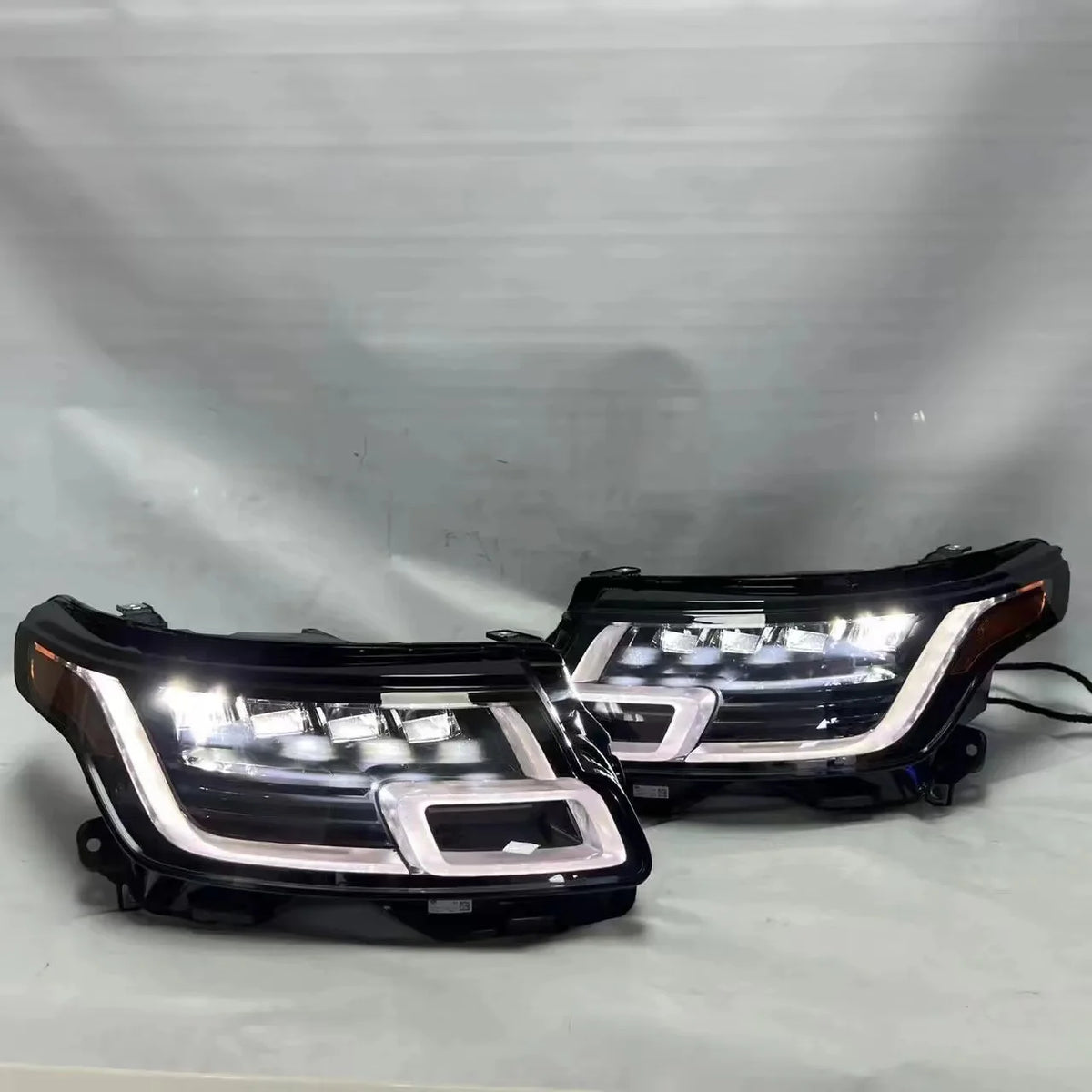 For Land Rover Range Rover 4 Eyes Laser Led Headlights Us V6 V8 High-quality 2018 2019 2020 2021 2022 Headlamp Original